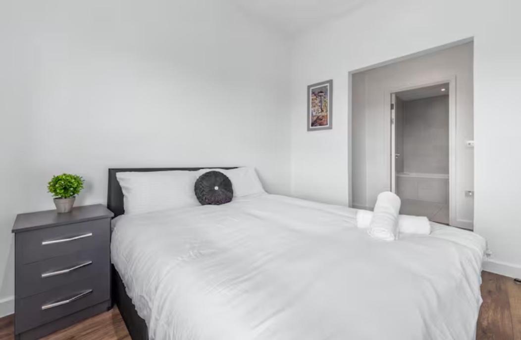 Delta 2 Bedroom Flat In London Dp102 Κρόιντον Εξωτερικό φωτογραφία